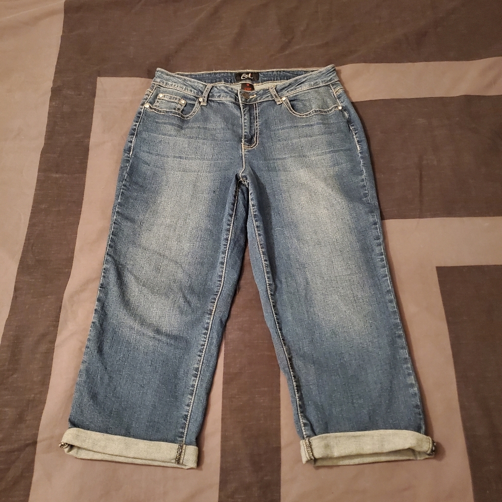 Women's Earl Jeans Size 14 Darkwash Capri Denim Jeans